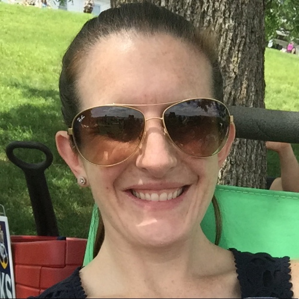 Meet your Posher, Courtney